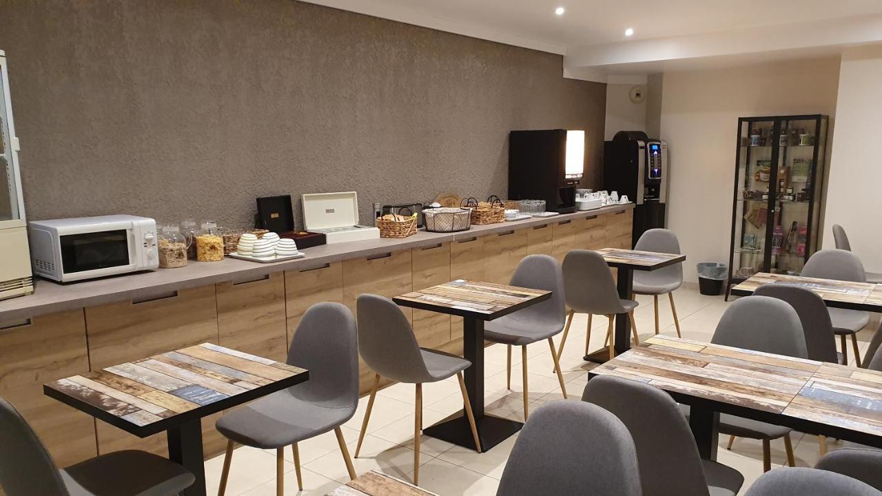 Libre Hotel La Vespière Екстериор снимка