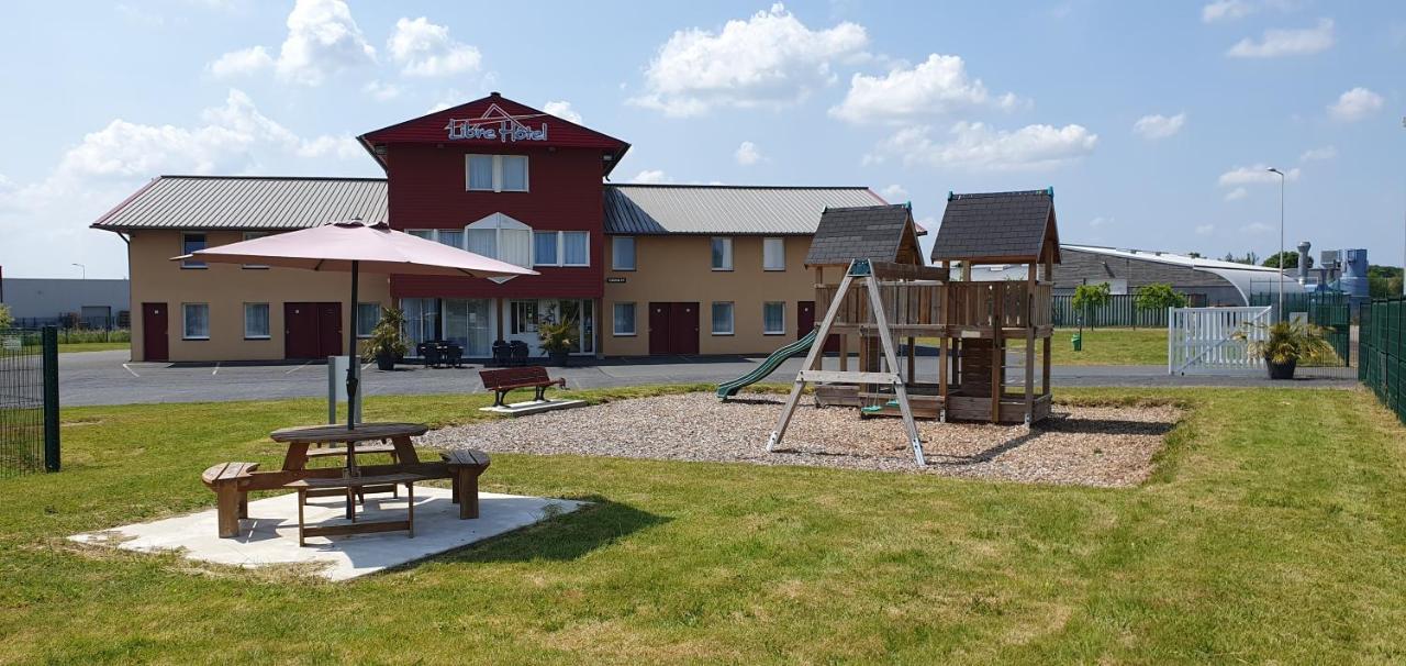 Libre Hotel La Vespière Екстериор снимка